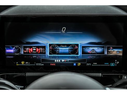 Certified 2026 Mercedes-Benz GLA 250 4MATIC image 11