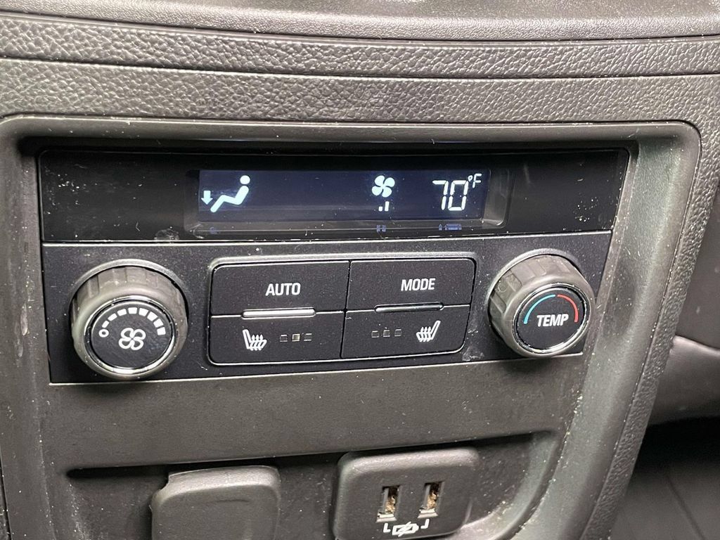 Used 2020 Buick Envision Premium w/ LPO, Road Trip Package AWD/4WD image 21