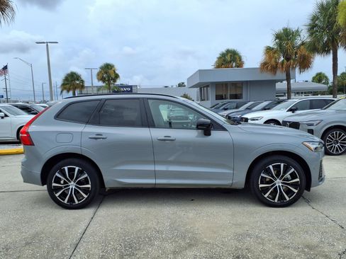 Certified 2024 Volvo XC60 B5 Plus w/ Protection Package Premier AWD/4WD image 8