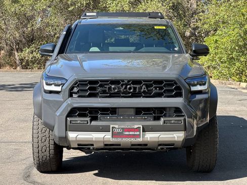 Used 2026 Toyota 4Runner Trailhunter AWD/4WD image 10