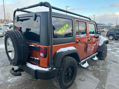 Used 2011 Jeep Wrangler Unlimited Sport w/ Dual Top Group image 5