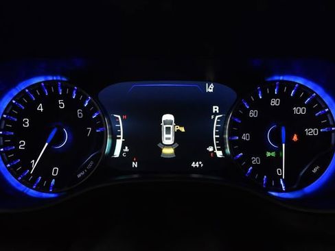 New 2026 Chrysler Voyager LX image 14