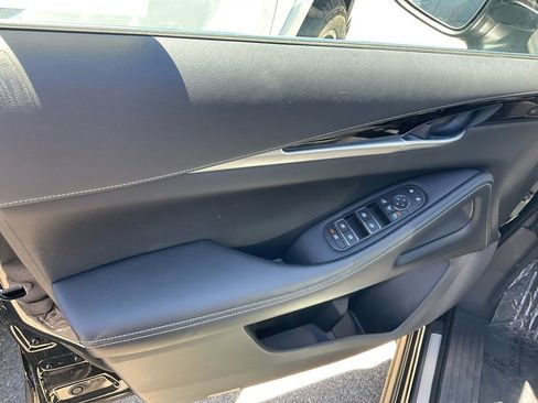 Used 2024 INFINITI QX60 Pure w/ Cargo Package image 11