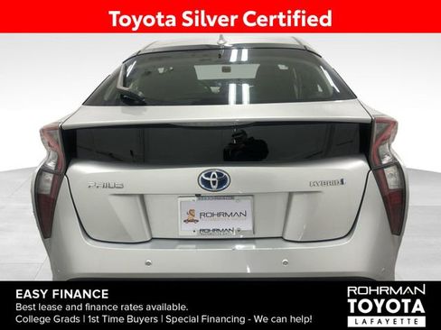 Certified 2017 Toyota Prius Three image 6
