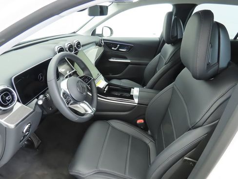 Certified 2026 Mercedes-Benz GLC 300 image 20