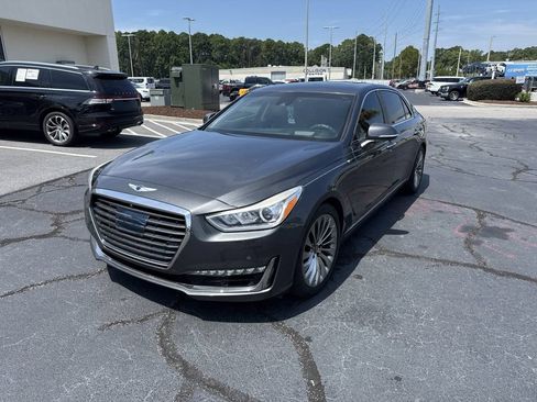 Used 2019 Genesis G90 5.0 Ultimate RWD image 5