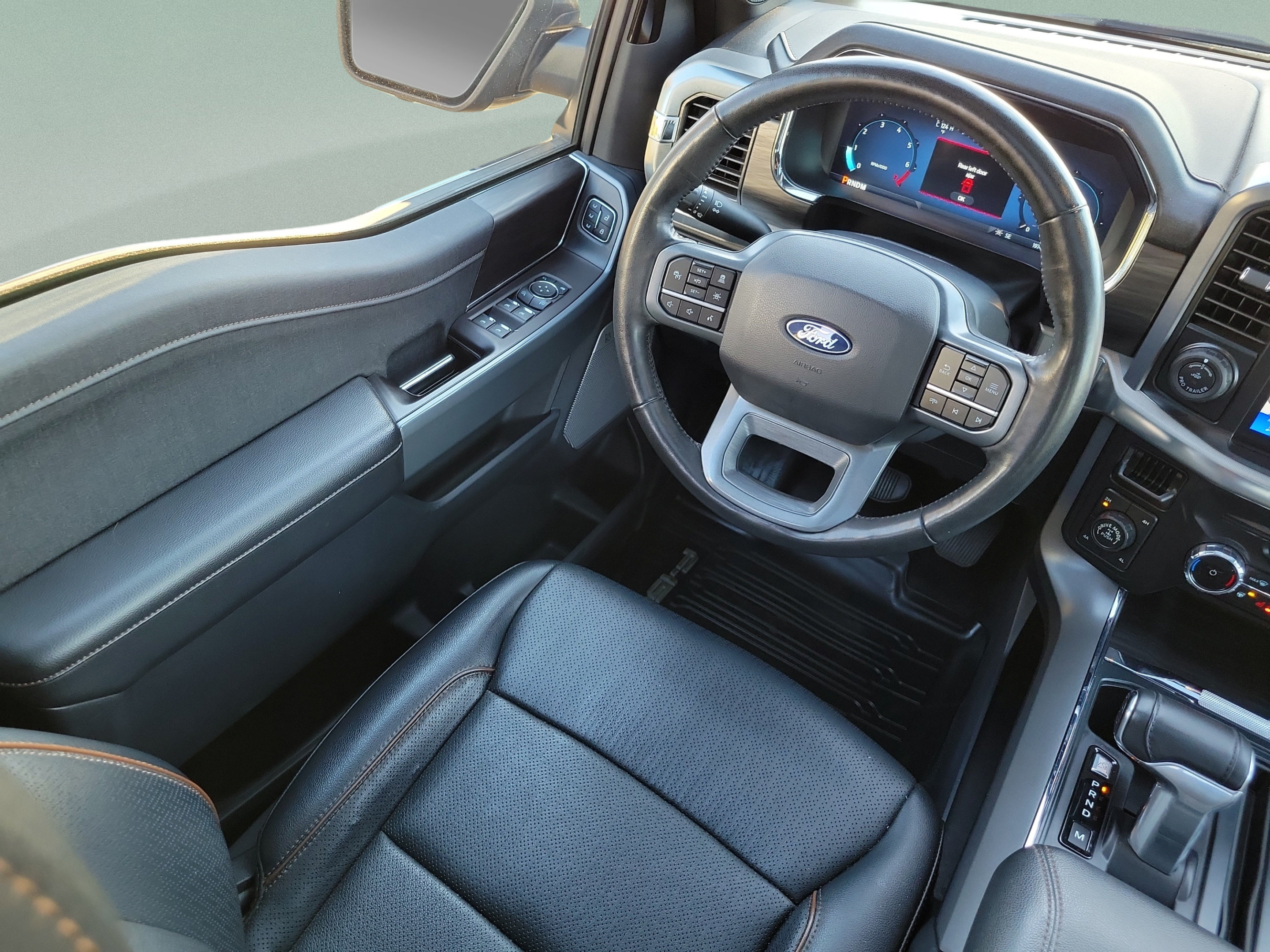 Used 2024 Ford F150 Lariat w/ Bed Utility Package AWD/4WD image 12