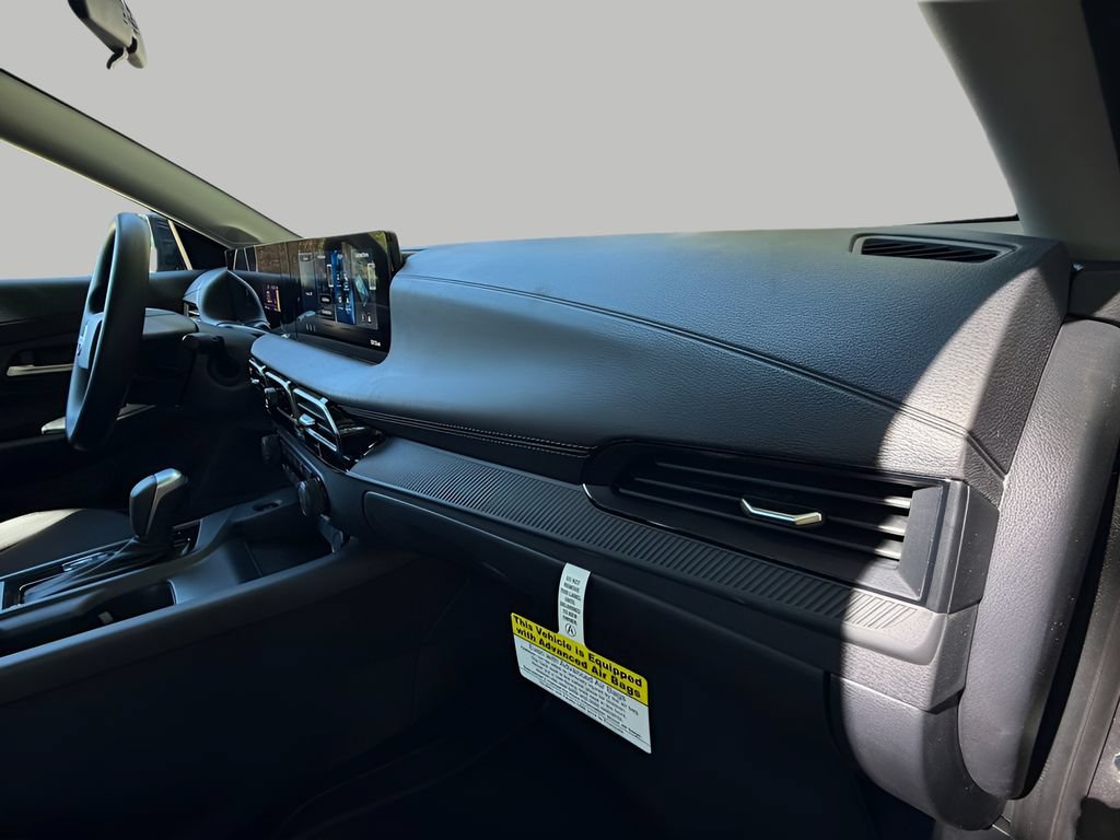 New 2027 Nissan Sentra S w/ S Cold Weather Package FWD image 10