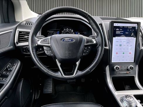 Used 2023 Ford Edge SEL AWD/4WD image 6