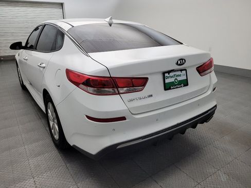Used 2019 Kia Optima LX FWD image 5