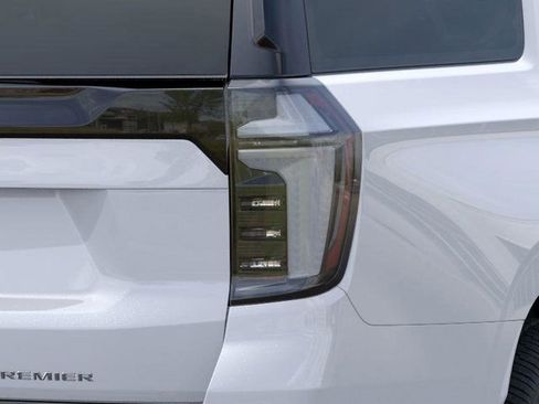 New 2026 Chevrolet Suburban Premier image 13