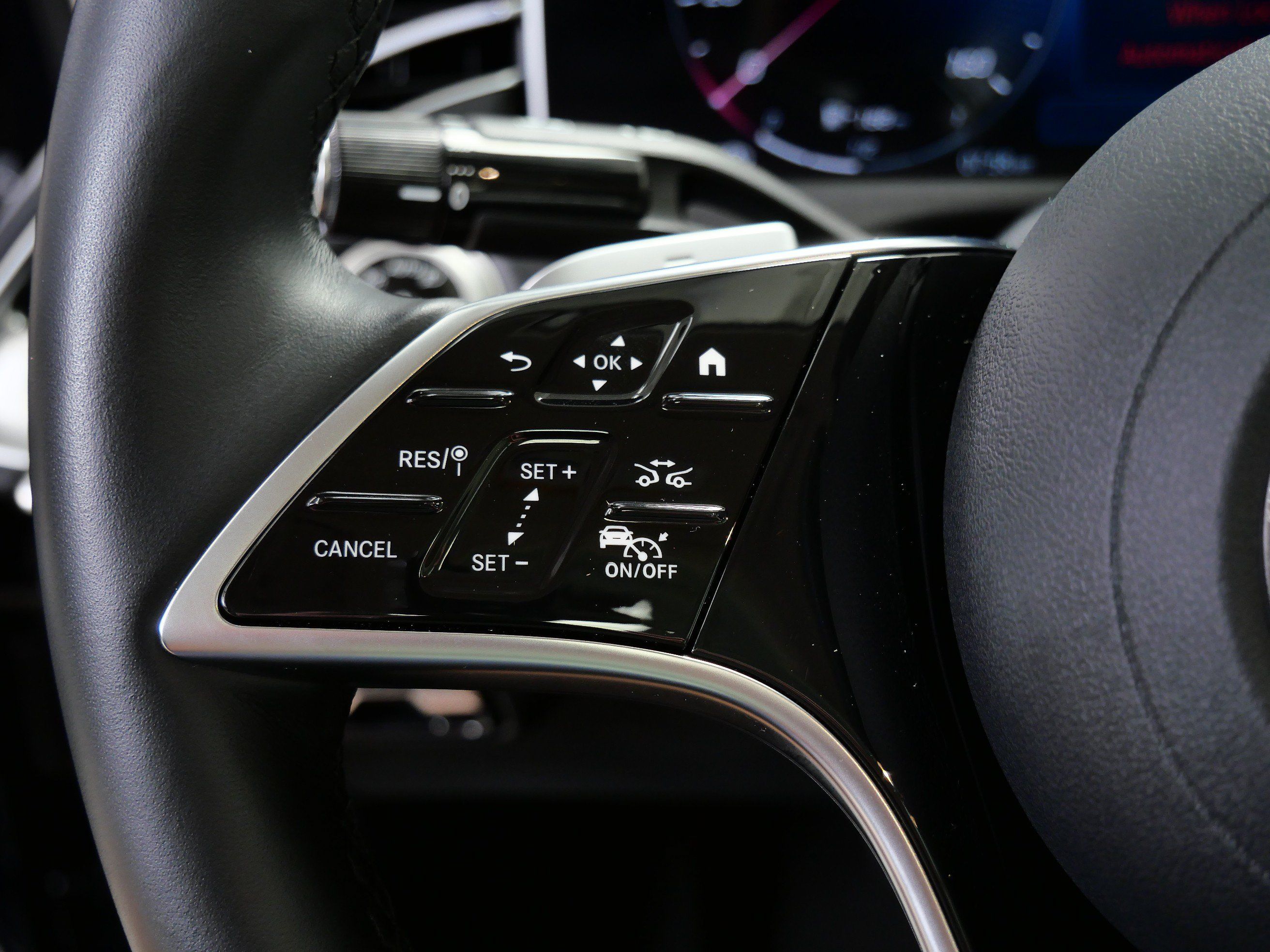 Certified 2026 Mercedes-Benz E 350 4MATIC Sedan image 26