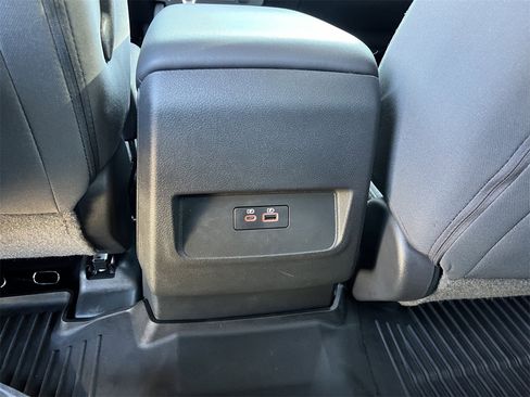 Certified 2024 Nissan Frontier SV w/ Technology Package image 26