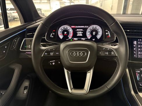 Used 2025 Audi Q7 3.0T Prestige AWD/4WD image 11