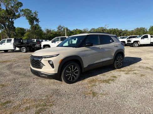 New 2026 Chevrolet TrailBlazer ACTIV w/ Convenience Package FWD image 2