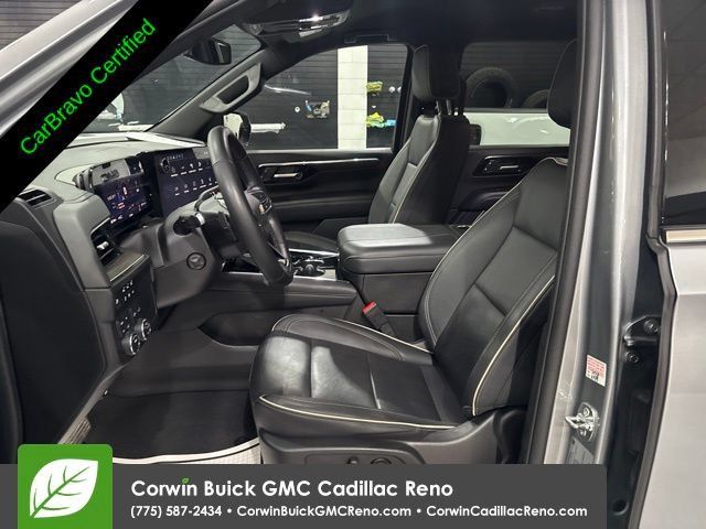 Certified 2025 Chevrolet Suburban Premier AWD/4WD image 14