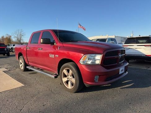 Used 2014 RAM 1500 Express image 2