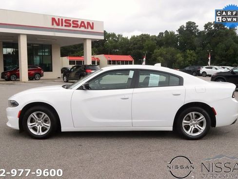 Used 2023 Dodge Charger SXT image 4