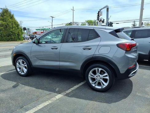 Used 2023 Buick Encore GX Preferred w/ Cold Weather Comfort Package AWD/4WD image 8