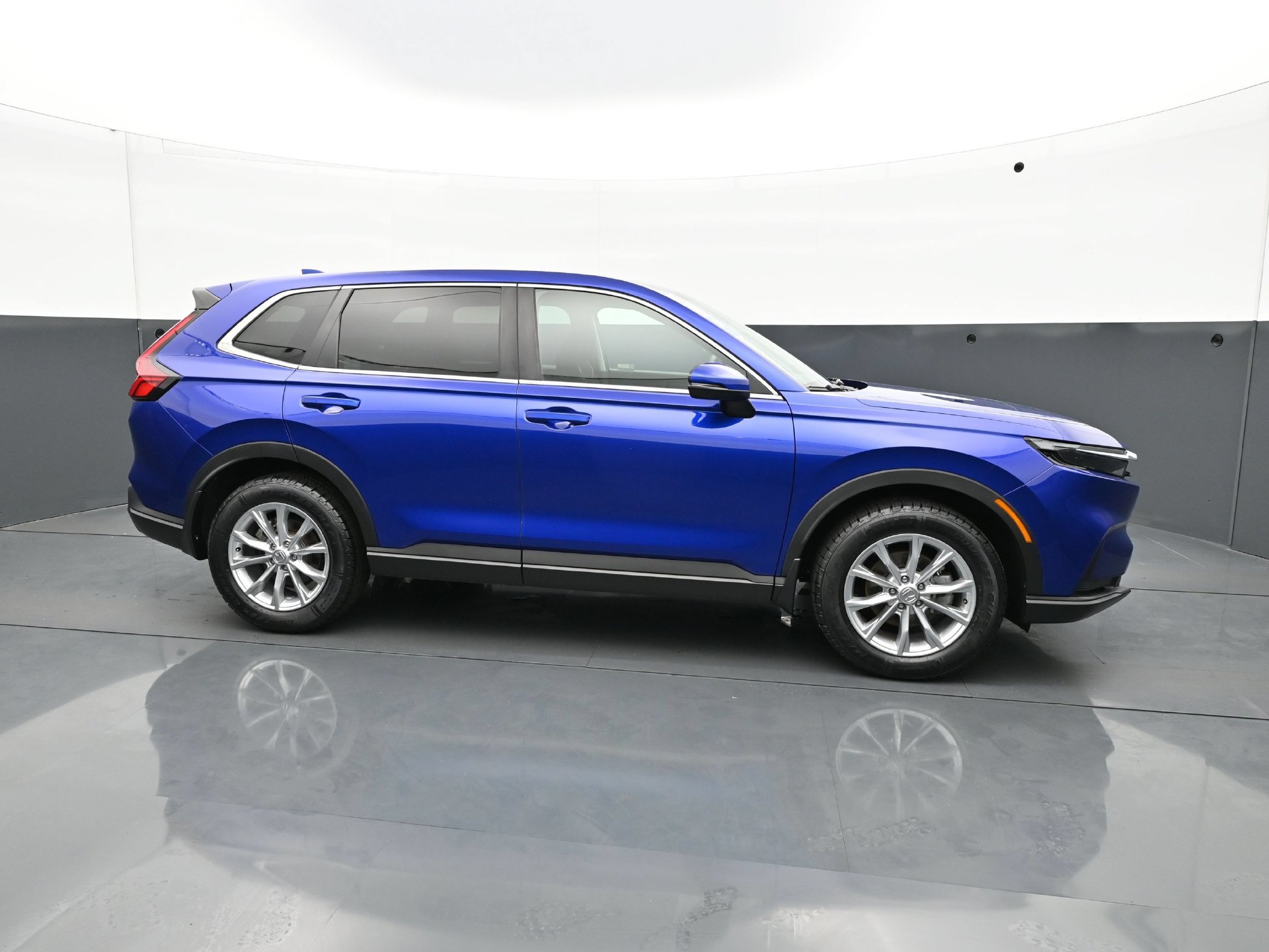 Used 2024 Honda CR-V EX image 8