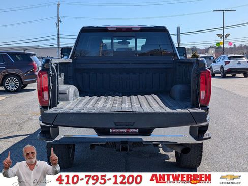 Used 2022 GMC Sierra 2500 SLT w/ SLT Convenience Package image 16