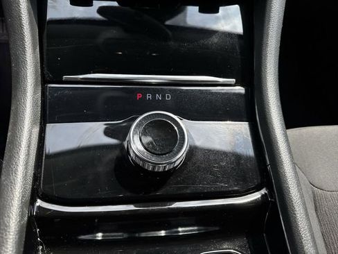 Used 2022 Jeep Grand Cherokee Laredo w/ Luxury Tech Group I image 15