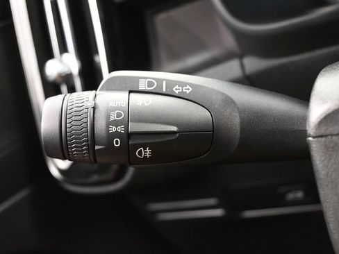 Used 2023 Volvo C40 P8 Recharge Ultimate AWD/4WD image 28