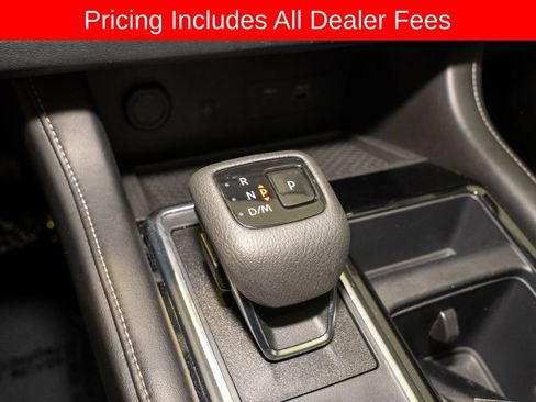 Used 2024 Nissan Pathfinder SL w/ SL Premium Package FWD image 20