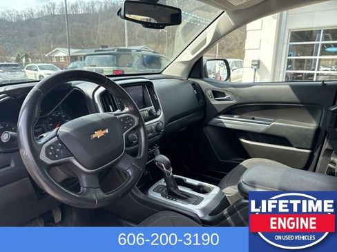 Used 2022 Chevrolet Colorado LT w/ Fleet Safety Package image 15
