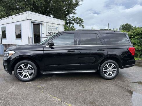 Used 2023 Ford Expedition XLT RWD image 8