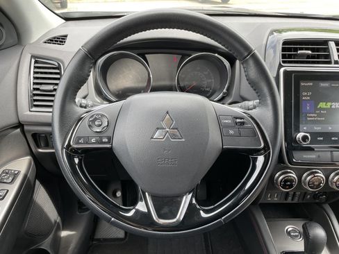 Used 2025 Mitsubishi Outlander Sport SE AWD/4WD image 18