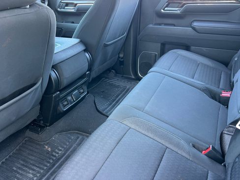 Used 2023 GMC Sierra 1500 Elevation image 14