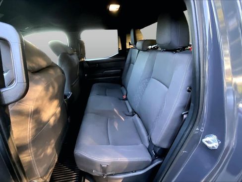 Certified 2024 Toyota Tacoma SR5 AWD/4WD image 19