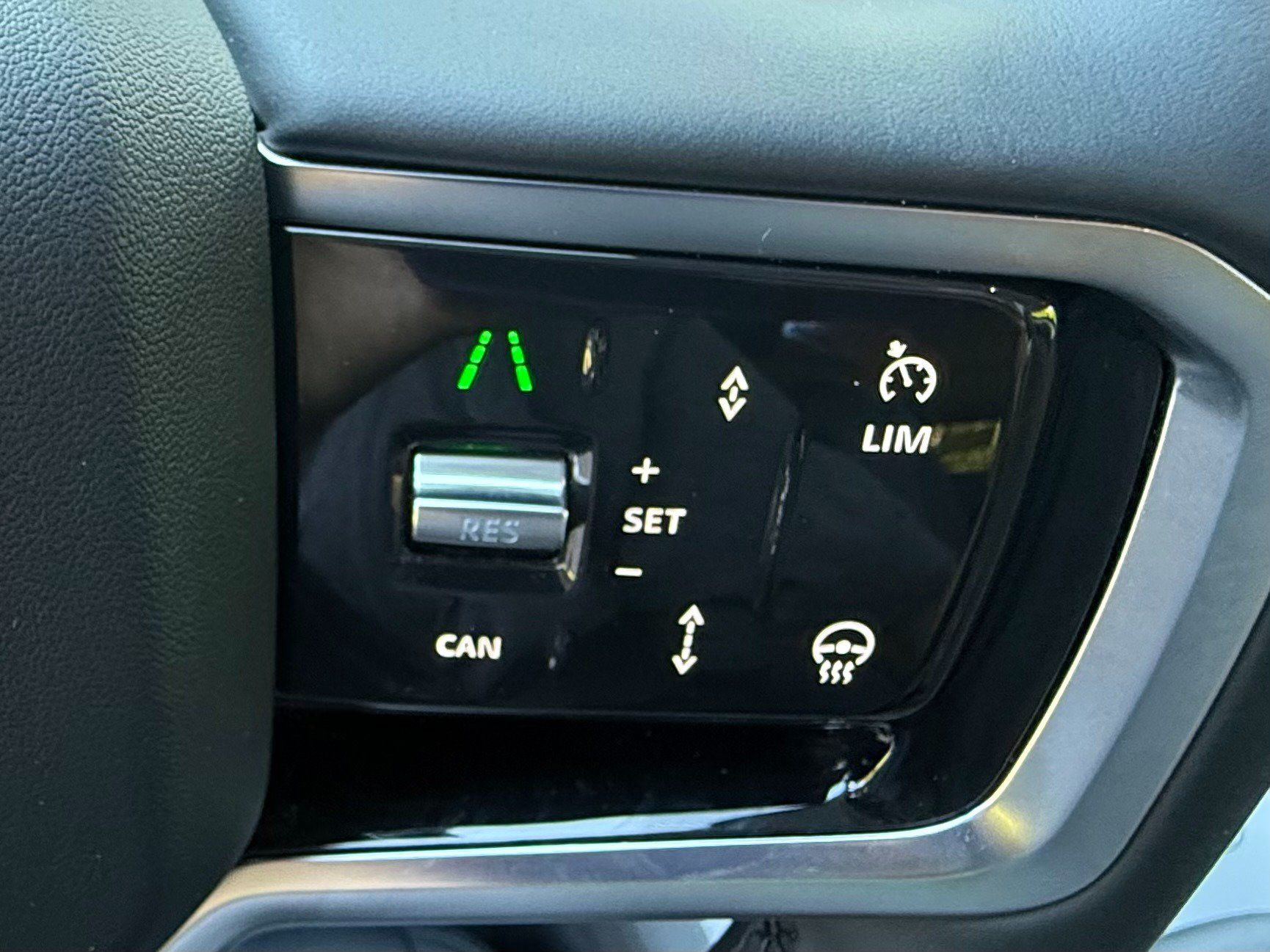 Used 2025 Land Rover Discovery Sport S AWD/4WD image 26