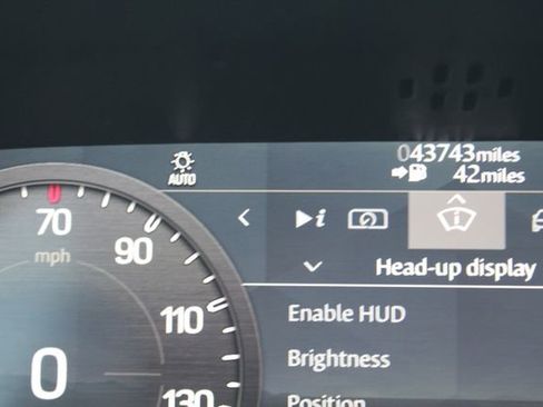 Used 2022 Land Rover Defender 110 V8 image 9