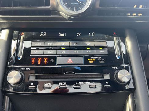 Used 2023 Lexus IS 350 F Sport w/ Memory Package image 22