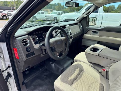 Used 2010 Ford F150 XLT image 11