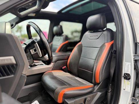 Used 2017 Ford F150 Raptor w/ Equipment Group 802A Luxury AWD/4WD image 15