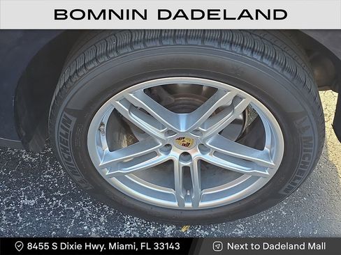 Used 2019 Porsche Macan image 8