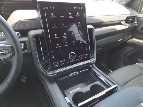 New 2026 GMC Yukon AT4 Ultimate AWD/4WD image 40