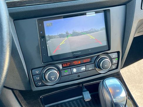 Used 2011 BMW 328i Convertible image 13