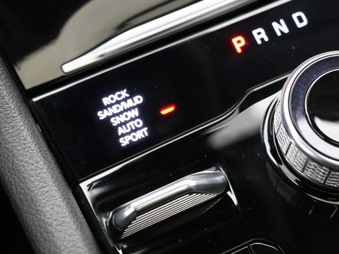 Used 2023 Jeep Grand Cherokee 4WD 4xe w/ Luxury Tech Group II image 27