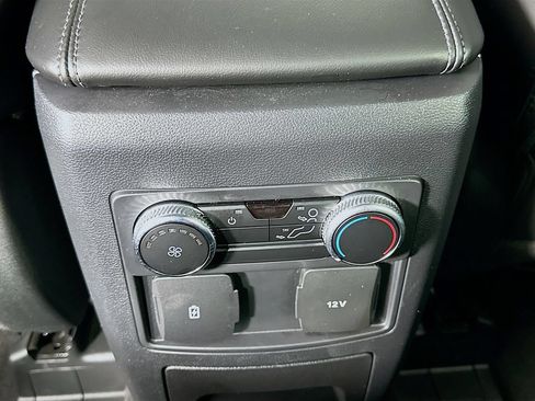 Used 2023 Ford Explorer XLT w/ Equipment Group 202A AWD/4WD image 23