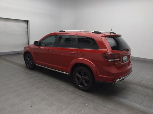 Used 2019 Dodge Journey Crossroad w/ Navigation Group FWD image 3