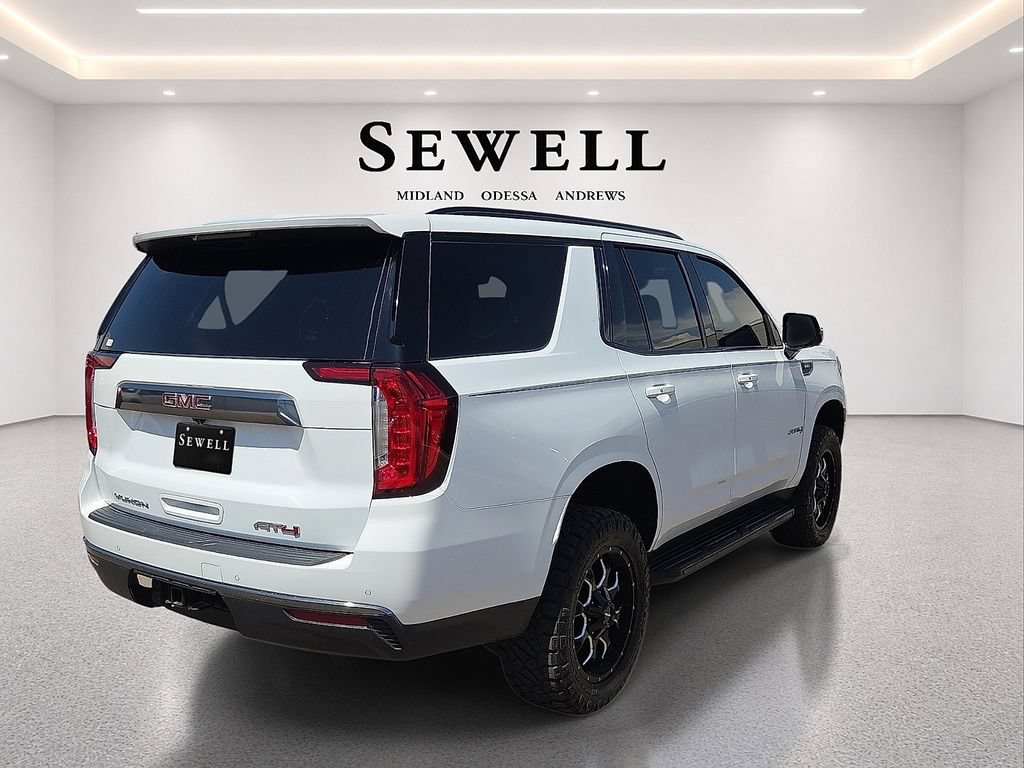 Used 2024 GMC Yukon AT4 w/ Technology Package AWD/4WD image 4