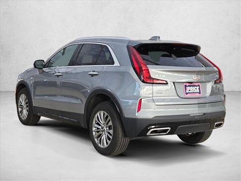 Used 2025 Cadillac XT4 Premium Luxury AWD/4WD image 7