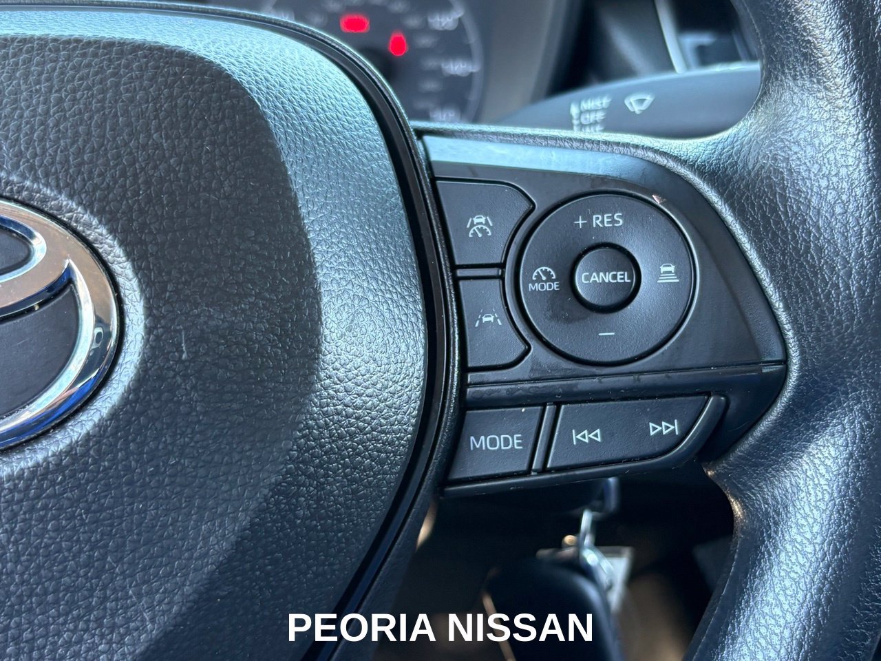 Used 2024 Toyota Corolla LE FWD image 34