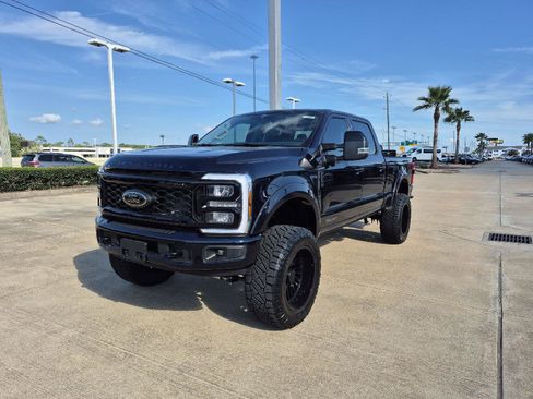 New 2025 Ford F250 Lariat w/ Black Appearance Package image 3