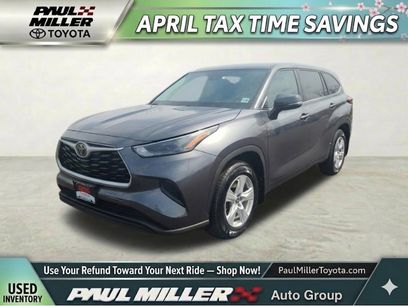 Used 2023 Toyota Highlander L