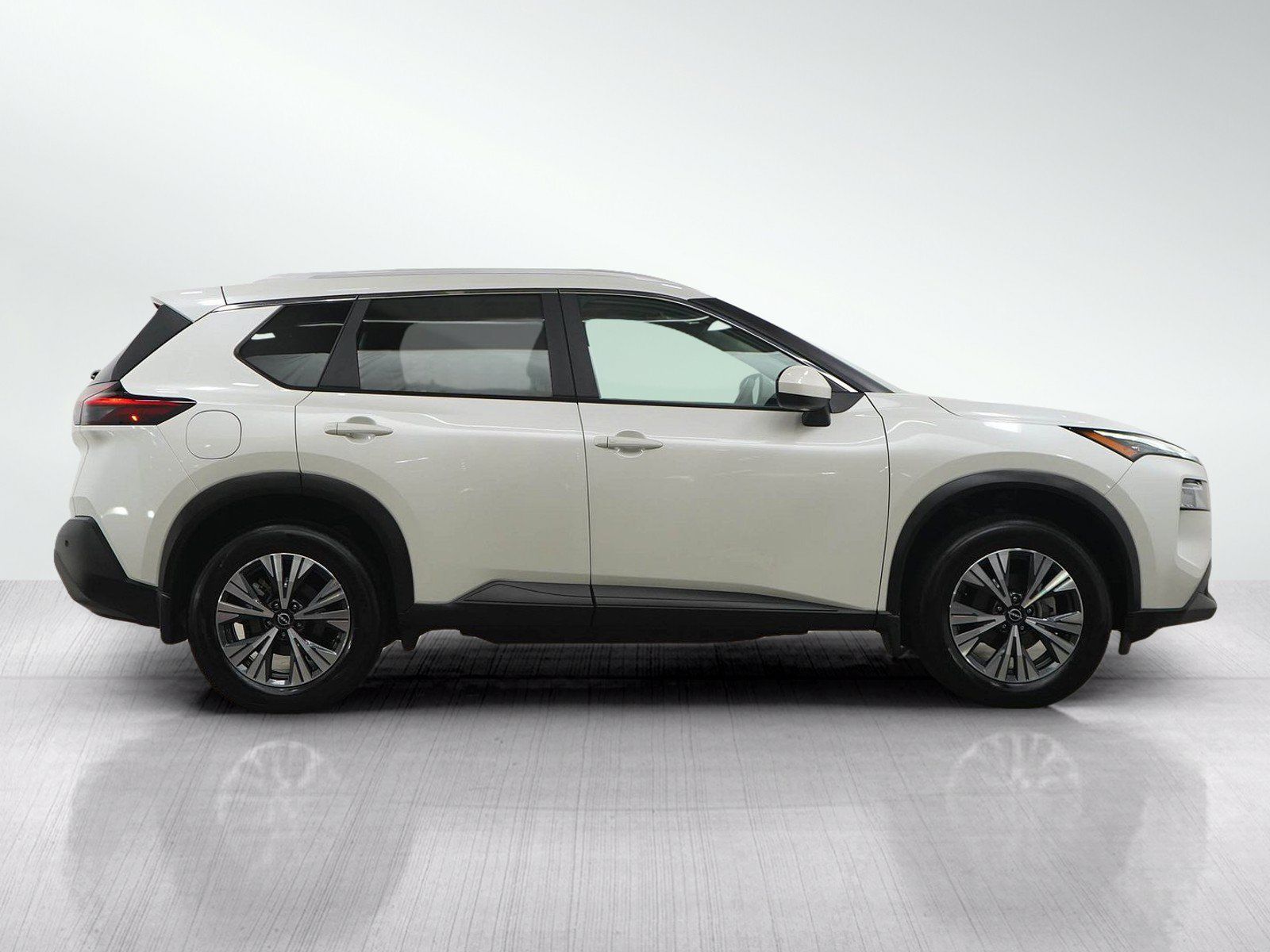 Used 2023 Nissan Rogue SV w/ SV Premium B Package AWD/4WD image 7